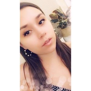 Meet your Posher, Madeline